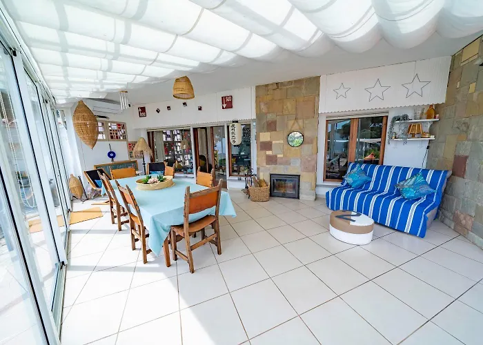 Дом отдыха Valerie's Lux Summer House Тосса-де-Мар