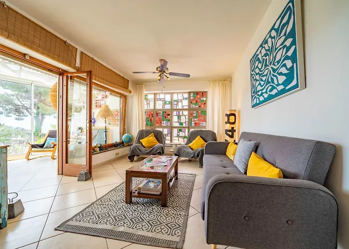 Valerie's Lux Summer House