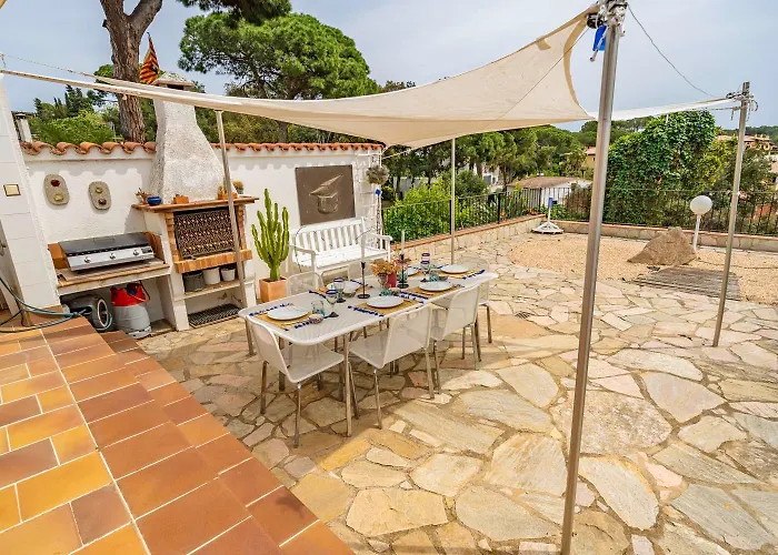 Дом отдыха Valerie's Lux Summer House