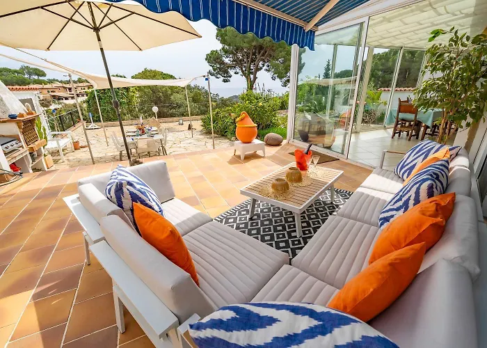 Дом отдыха Valerie's Lux Summer House