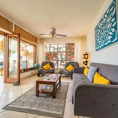 Valerie's Lux Summer House